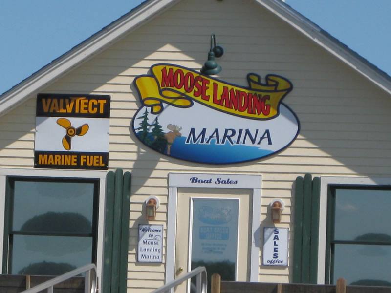 plixer on a boat 2009 - Moose Landing Marina